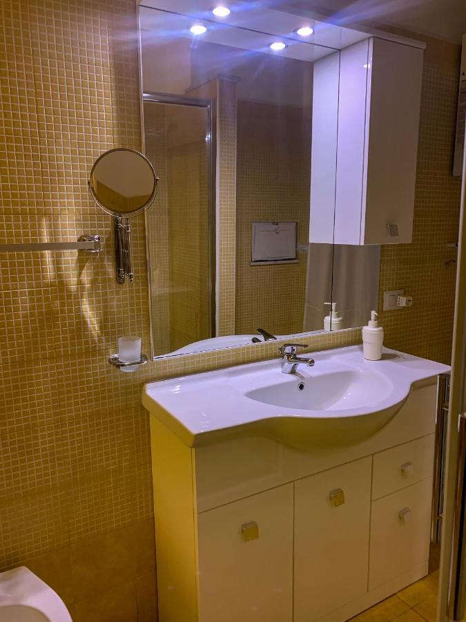 Galasso Apartments เนเปิลส์ ภายนอก รูปภาพ