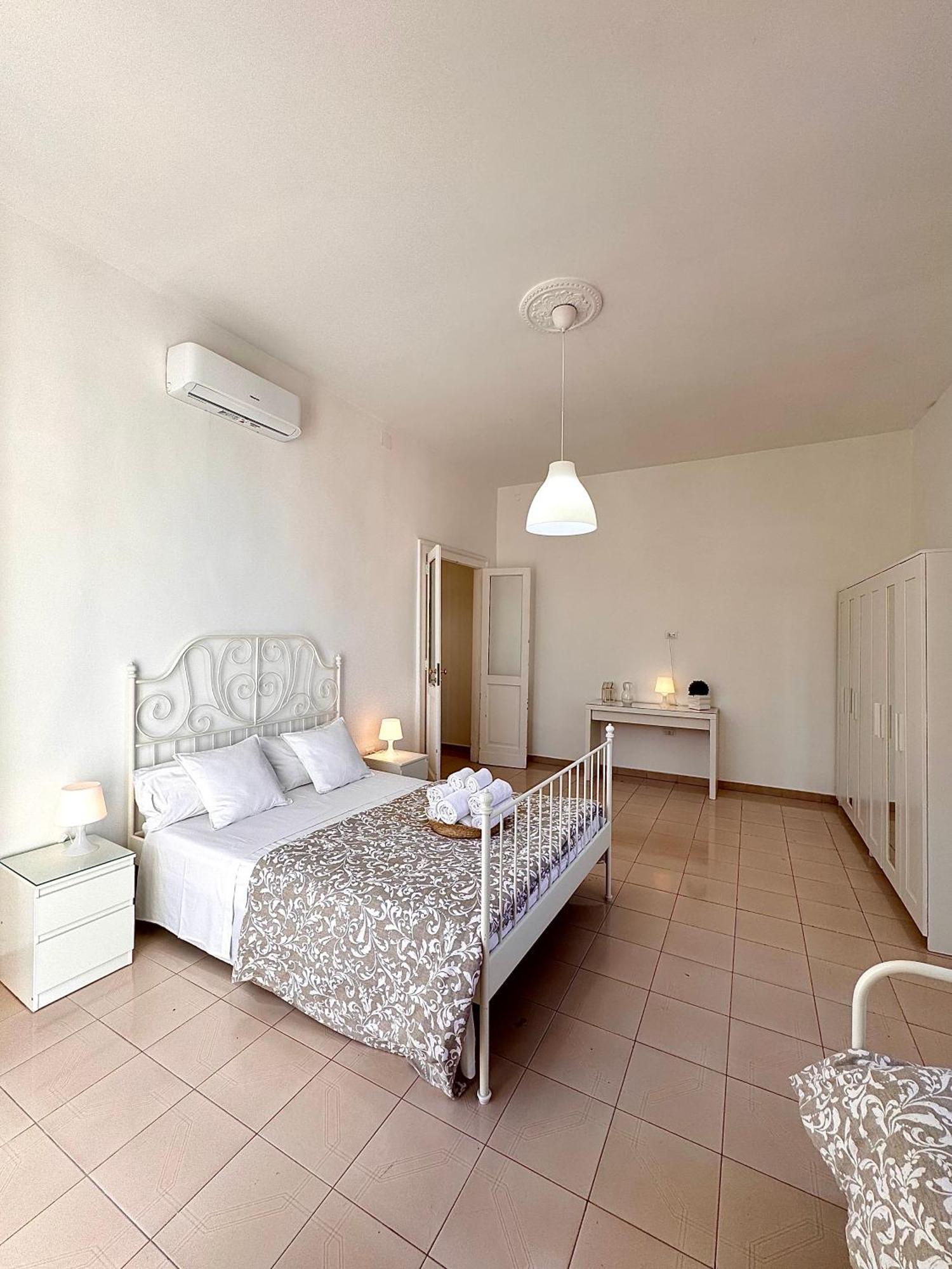 Galasso Apartments เนเปิลส์ ภายนอก รูปภาพ